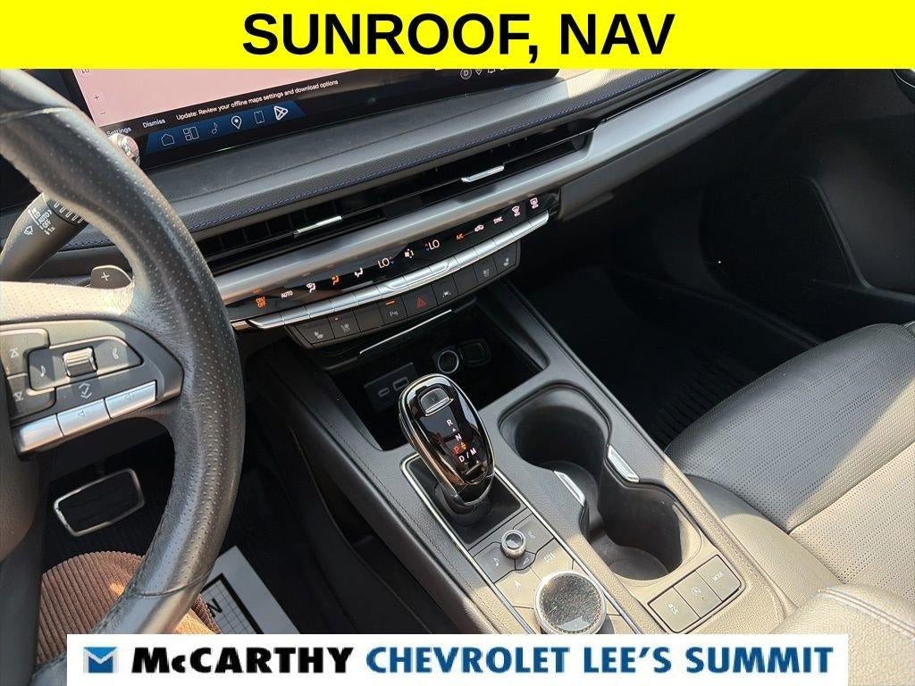 2024 Cadillac XT4 Sport