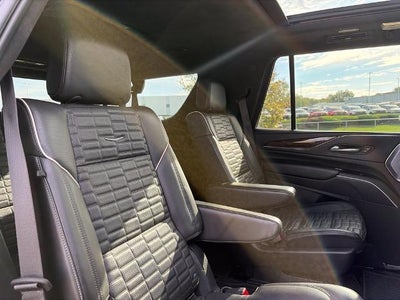 2023 Cadillac Escalade 4WD Sport Platinum