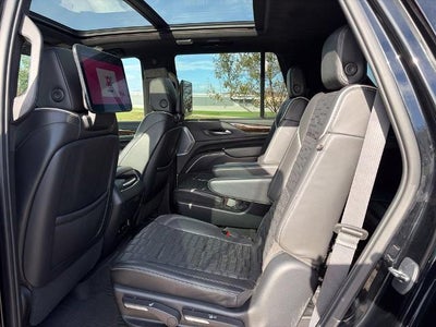 2023 Cadillac Escalade 4WD Sport Platinum