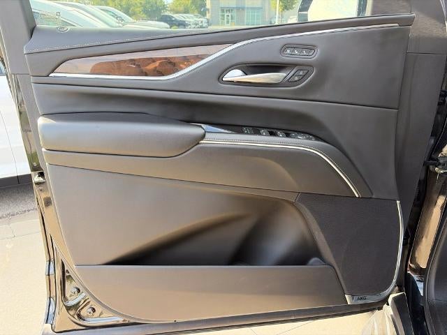 2023 Cadillac Escalade 4WD Sport Platinum