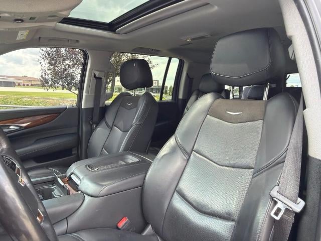 2020 Cadillac Escalade ESV Luxury