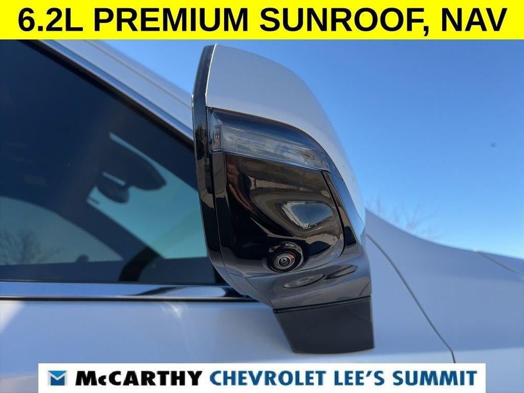 2022 Cadillac Escalade ESV Premium Luxury