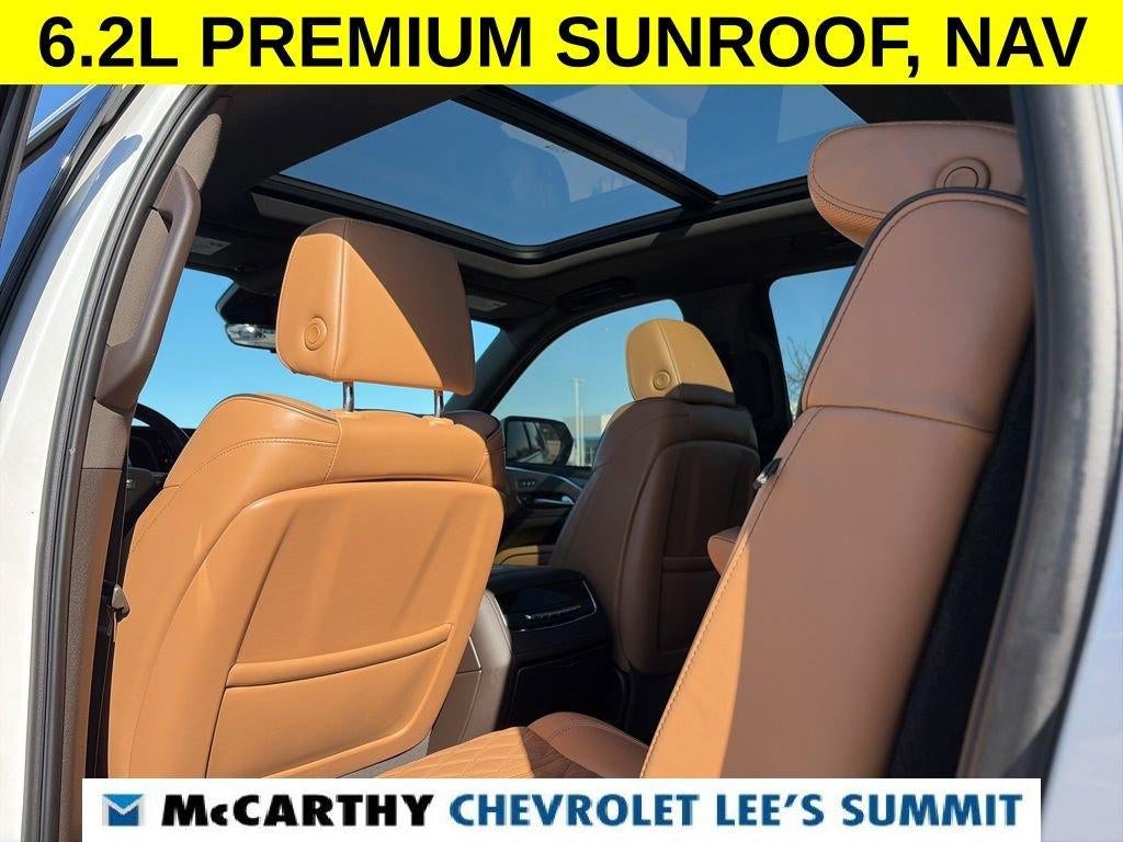 2022 Cadillac Escalade ESV Premium Luxury