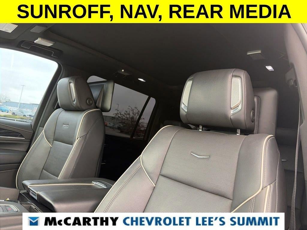 2023 Cadillac Escalade ESV Sport