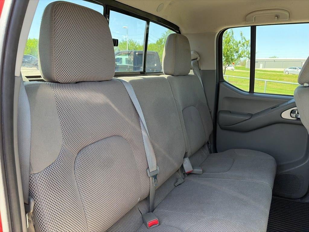 2016 Nissan Frontier SV