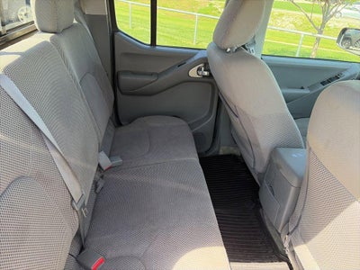 2016 Nissan Frontier SV