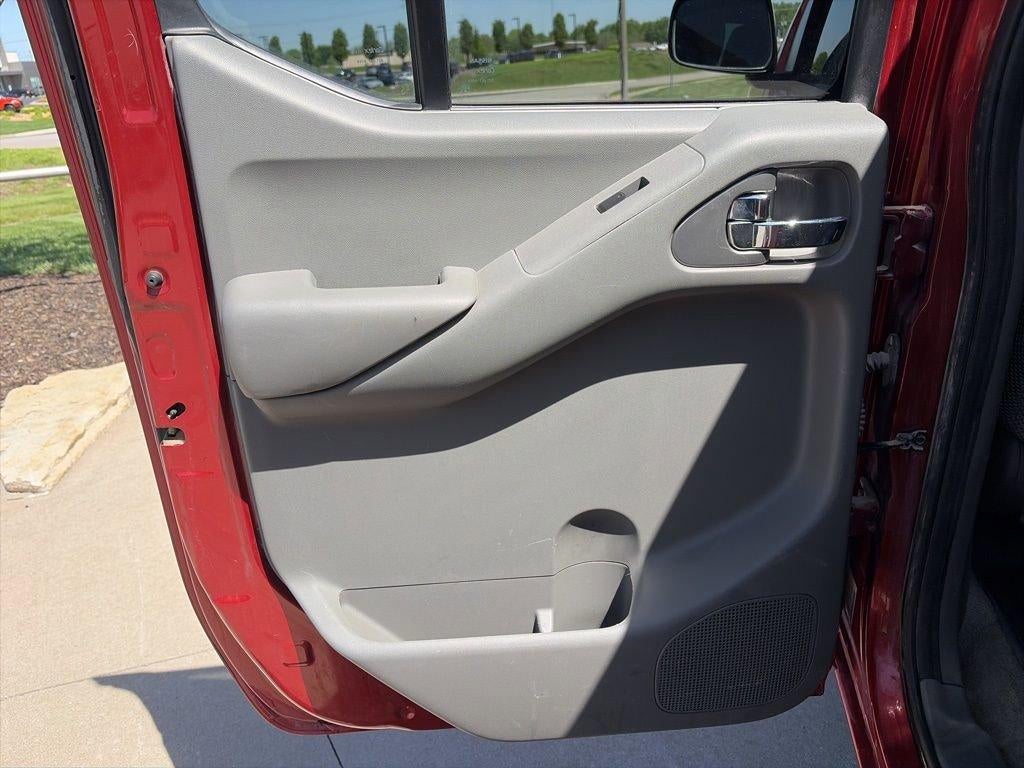 2016 Nissan Frontier SV