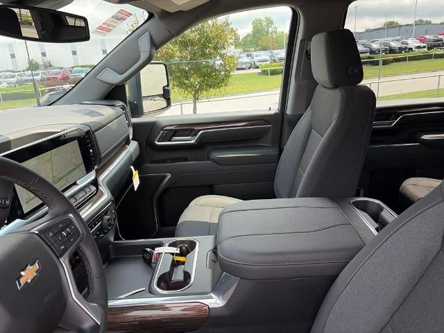 2026 Chevrolet Silverado 2500 HD Crew Cab Standard Box 4-Wheel Drive LT