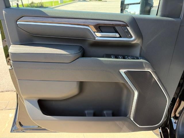 2026 Chevrolet Silverado 2500 HD Crew Cab Standard Box 4-Wheel Drive LT