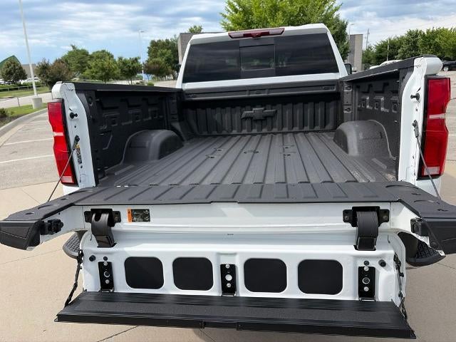 2026 Chevrolet Silverado 2500 HD Crew Cab Standard Box 4-Wheel Drive LTZ