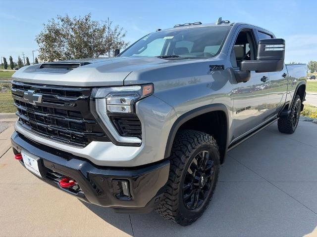 2026 Chevrolet Silverado 2500 HD Crew Cab Standard Box 4-Wheel Drive LTZ