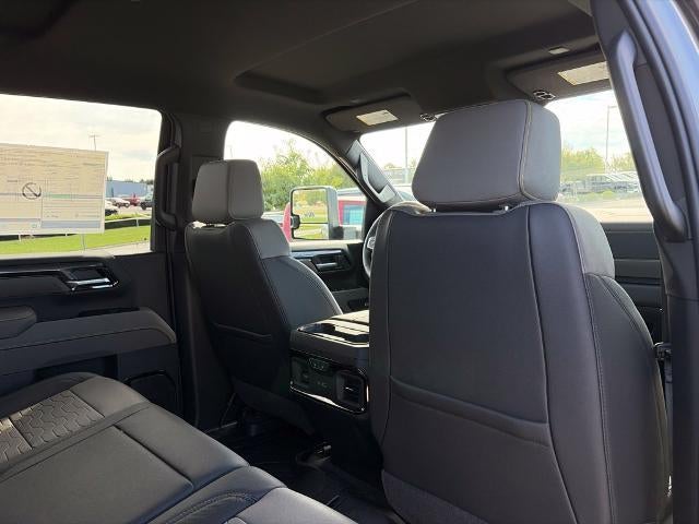 2026 Chevrolet Silverado 2500 HD Crew Cab Standard Box 4-Wheel Drive ZR2