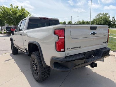 2026 Chevrolet Silverado 2500 HD Crew Cab Standard Box 4-Wheel Drive ZR2