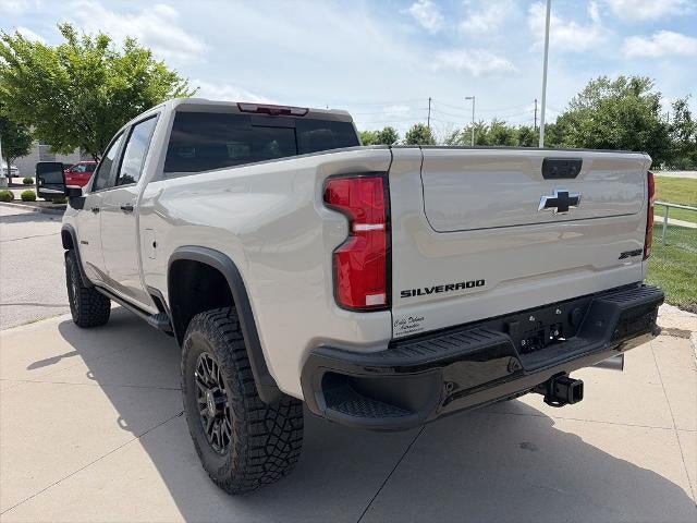 2026 Chevrolet Silverado 2500 HD Crew Cab Standard Box 4-Wheel Drive ZR2