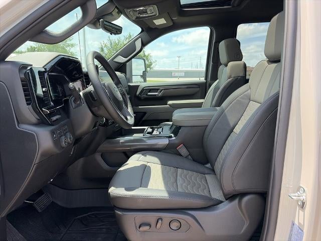 2026 Chevrolet Silverado 2500 HD Crew Cab Standard Box 4-Wheel Drive ZR2