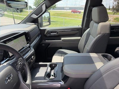 2026 Chevrolet Silverado 2500 HD Crew Cab Standard Box 4-Wheel Drive ZR2