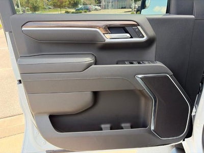 2026 Chevrolet Silverado 1500 Crew Cab Short Box 4-Wheel Drive LT 1LT