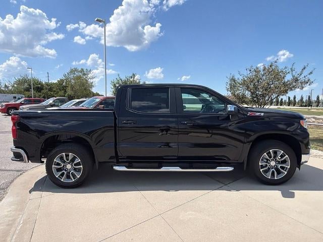 2026 Chevrolet Silverado 1500 Crew Cab Short Box 4-Wheel Drive LT 1LT