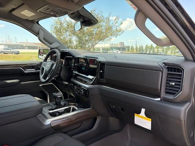 2026 Chevrolet Silverado 1500 Crew Cab Short Box 4-Wheel Drive LT 1LT
