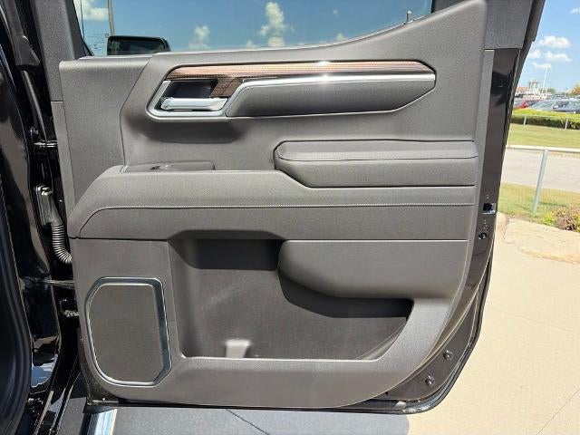 2026 Chevrolet Silverado 1500 Crew Cab Short Box 4-Wheel Drive LT 1LT