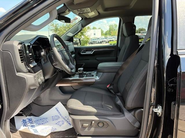 2026 Chevrolet Silverado 1500 Crew Cab Short Box 4-Wheel Drive LT 1LT