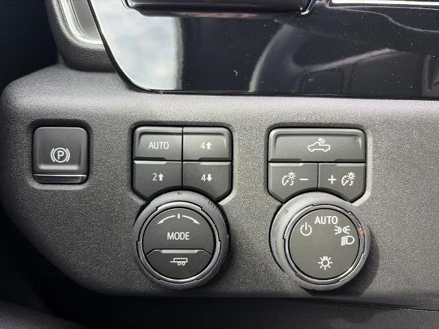 2026 Chevrolet Silverado 1500 Crew Cab Short Box 4-Wheel Drive LT 1LT