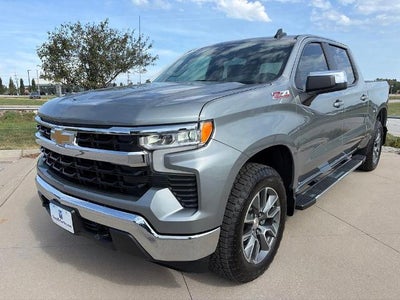 2026 Chevrolet Silverado 1500 Crew Cab Short Box 4-Wheel Drive LT 1LT