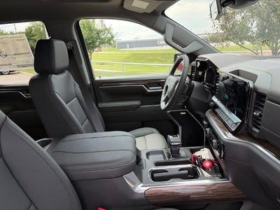 2026 Chevrolet Silverado 1500 Crew Cab Short Box 4-Wheel Drive RST