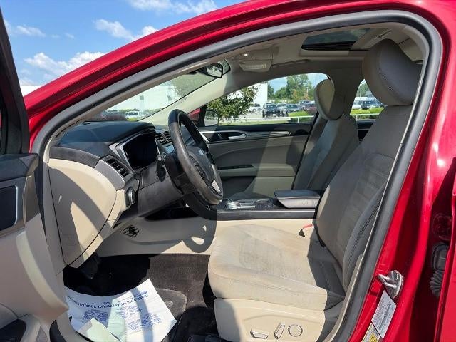 2020 Ford Fusion SE