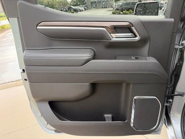 2026 Chevrolet Silverado 1500 Crew Cab Short Box 4-Wheel Drive LT 2FL