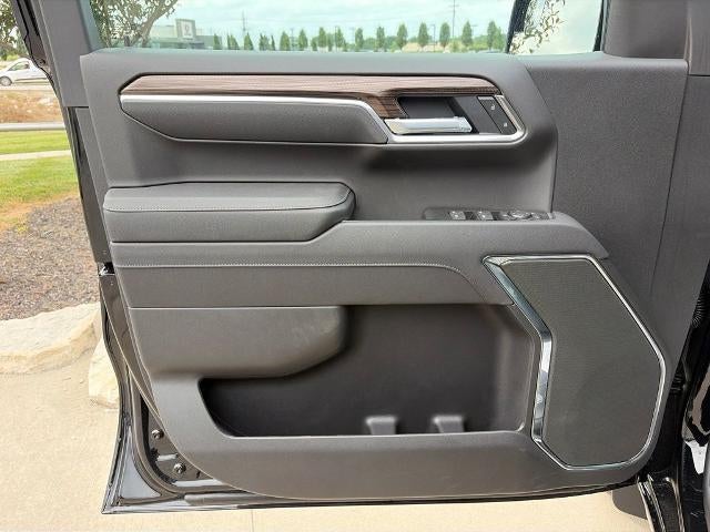 2026 Chevrolet Silverado 1500 Crew Cab Short Box 4-Wheel Drive LT 2FL
