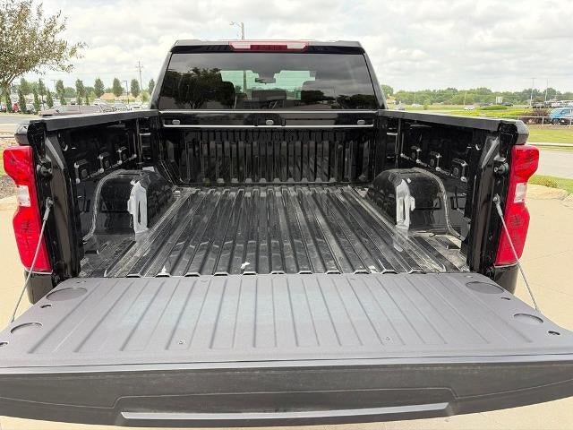 2026 Chevrolet Silverado 1500 Crew Cab Short Box 4-Wheel Drive LT 2FL