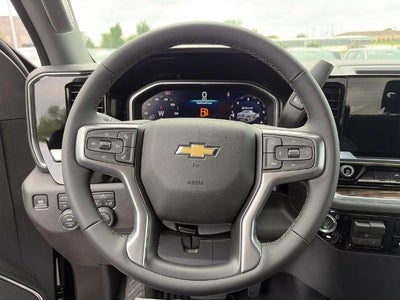 2026 Chevrolet Silverado 1500 Crew Cab Short Box 4-Wheel Drive LT 2FL