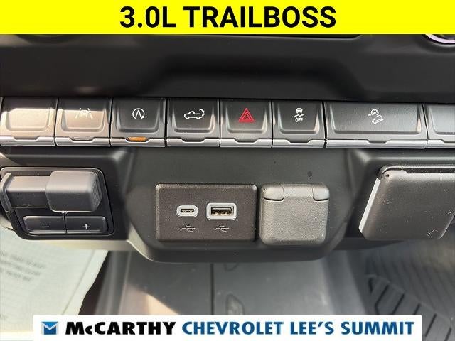 2024 Chevrolet Silverado 1500 Custom Trail Boss