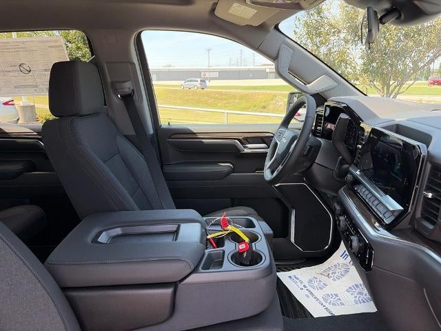 2026 Chevrolet Silverado 1500 Crew Cab Short Box 4-Wheel Drive LT 1LT