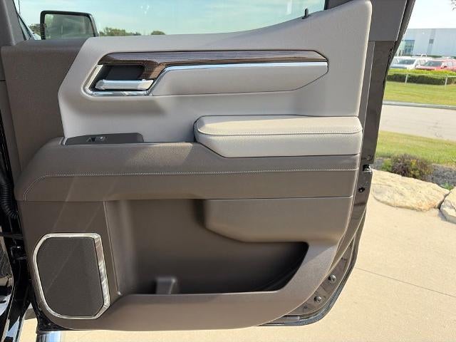 2026 Chevrolet Silverado 1500 Crew Cab Short Box 4-Wheel Drive LT 1LT