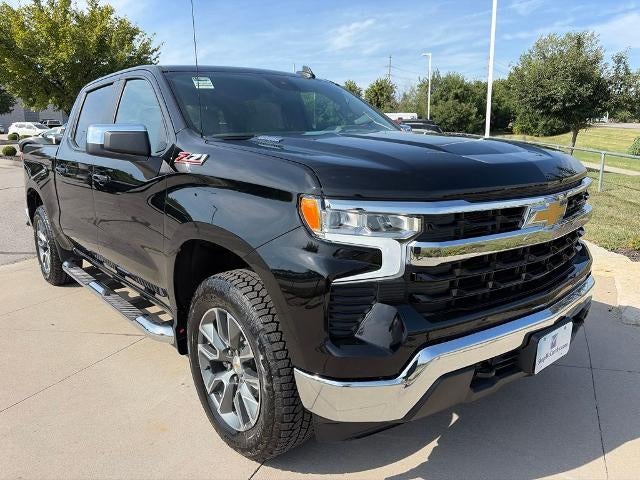 2026 Chevrolet Silverado 1500 Crew Cab Short Box 4-Wheel Drive LT 1LT