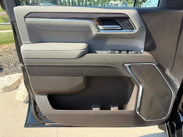2026 Chevrolet Silverado 1500 Crew Cab Short Box 4-Wheel Drive LT 1LT