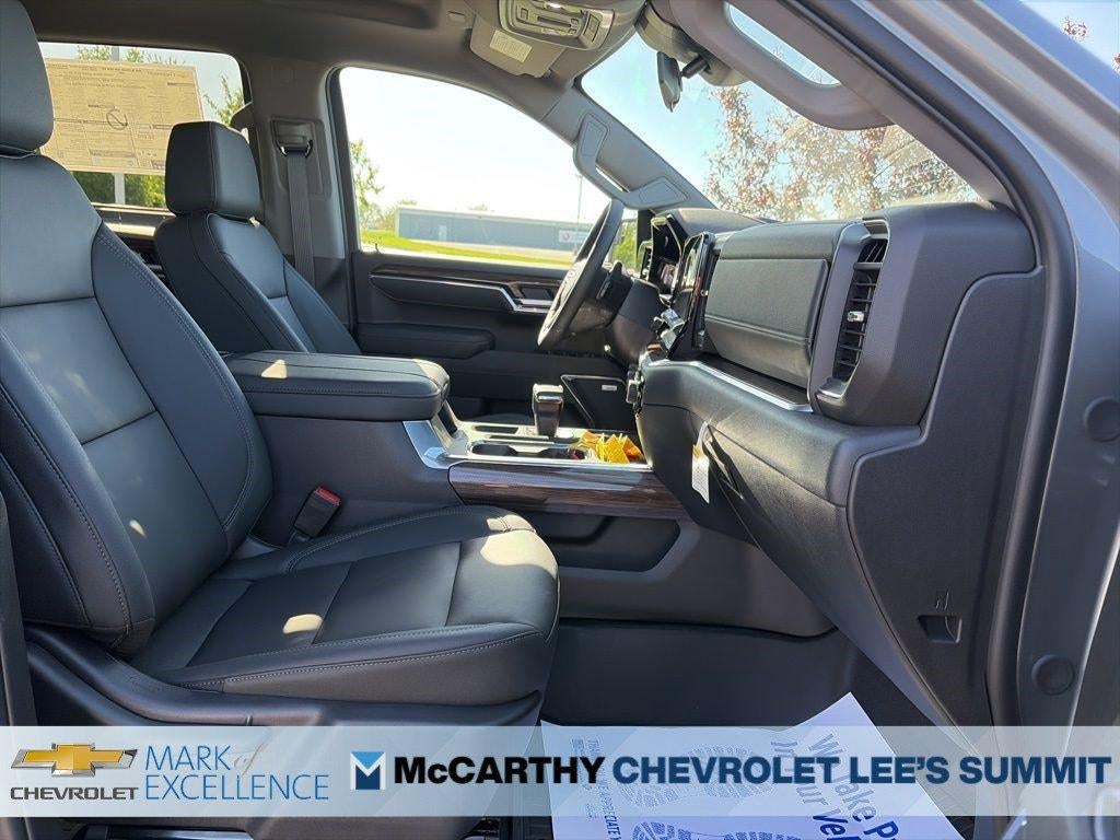 2026 Chevrolet Silverado 1500 Crew Cab Short Box 4-Wheel Drive RST