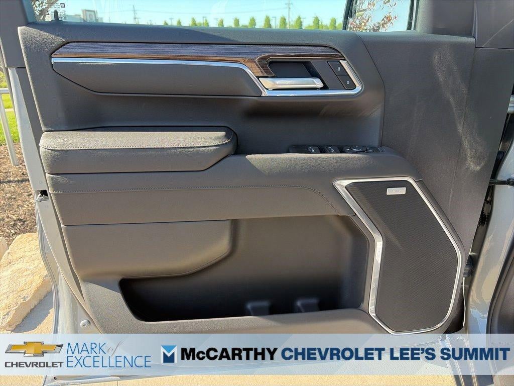 2026 Chevrolet Silverado 1500 Crew Cab Short Box 4-Wheel Drive RST