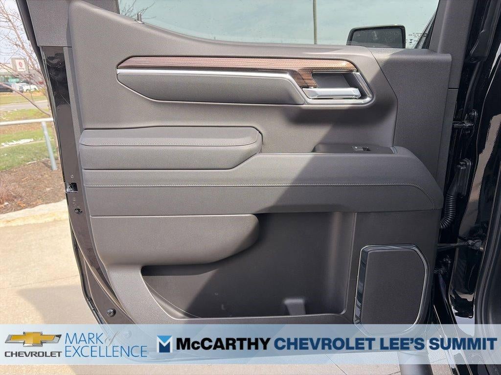 2026 Chevrolet Silverado 1500 Crew Cab Short Box 4-Wheel Drive LT Trail Boss