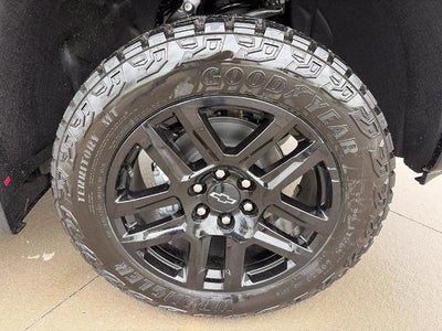 2026 Chevrolet Silverado 1500 Crew Cab Short Box 4-Wheel Drive LT Trail Boss
