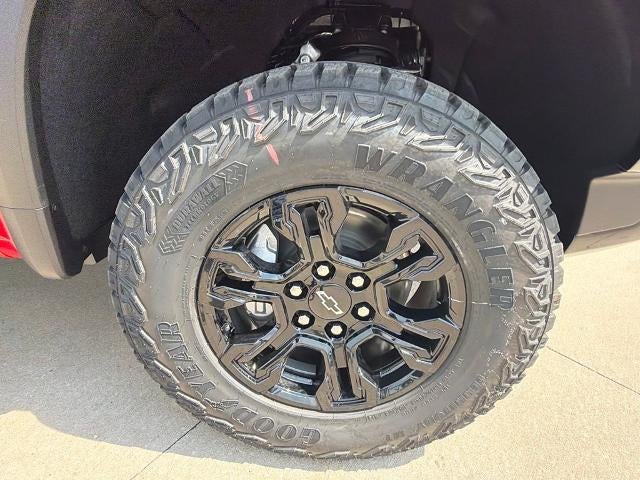 2026 Chevrolet Silverado 1500 Crew Cab Short Box 4-Wheel Drive ZR2