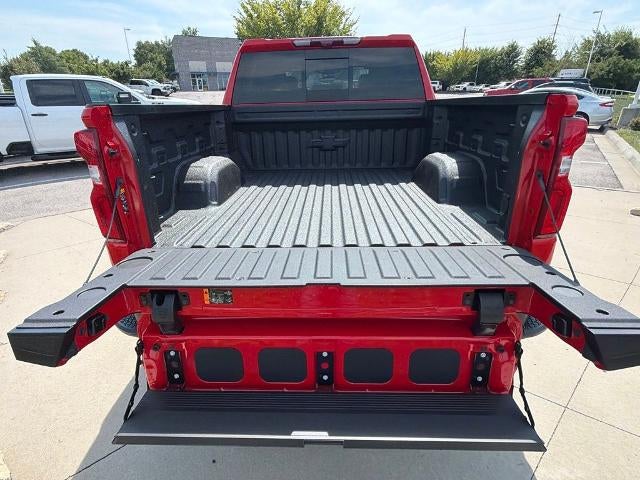 2026 Chevrolet Silverado 1500 Crew Cab Short Box 4-Wheel Drive ZR2