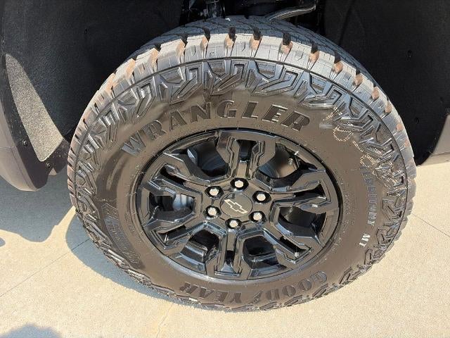 2026 Chevrolet Silverado 1500 Crew Cab Short Box 4-Wheel Drive ZR2