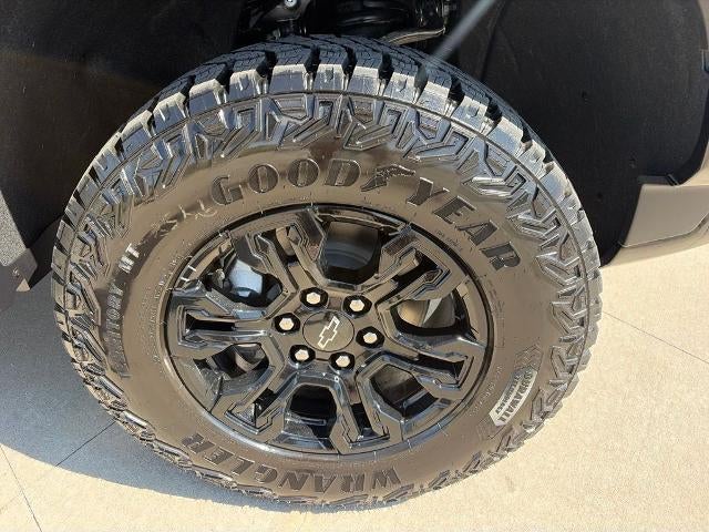2026 Chevrolet Silverado 1500 Crew Cab Short Box 4-Wheel Drive ZR2