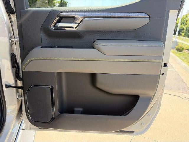 2026 Chevrolet Silverado 1500 Crew Cab Short Box 4-Wheel Drive ZR2