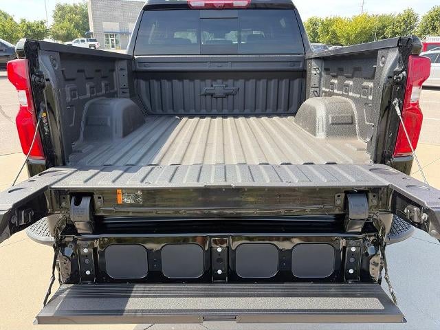 2026 Chevrolet Silverado 1500 Crew Cab Short Box 4-Wheel Drive ZR2