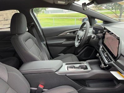 2026 Chevrolet Equinox EV 4dr LT1 w/PCY