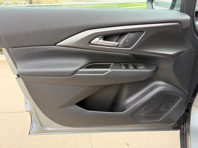 2026 Chevrolet Equinox EV 4dr LT1 w/PCY